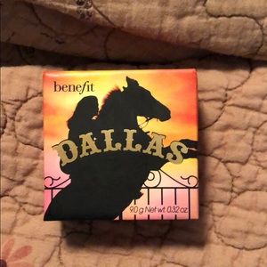 Benefit Dallas powder